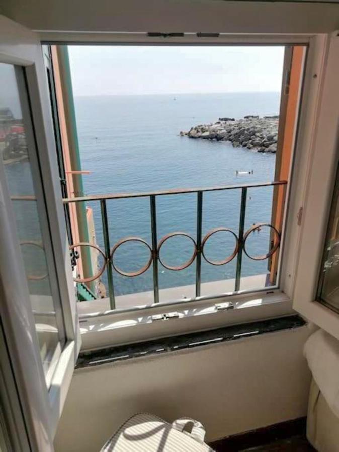 Casa Sulla Spiaggia Di Boccadasse Genova Exterior foto