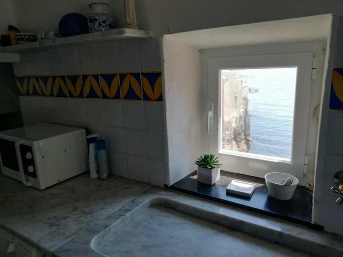 Casa Sulla Spiaggia Di Boccadasse Genova Exterior foto