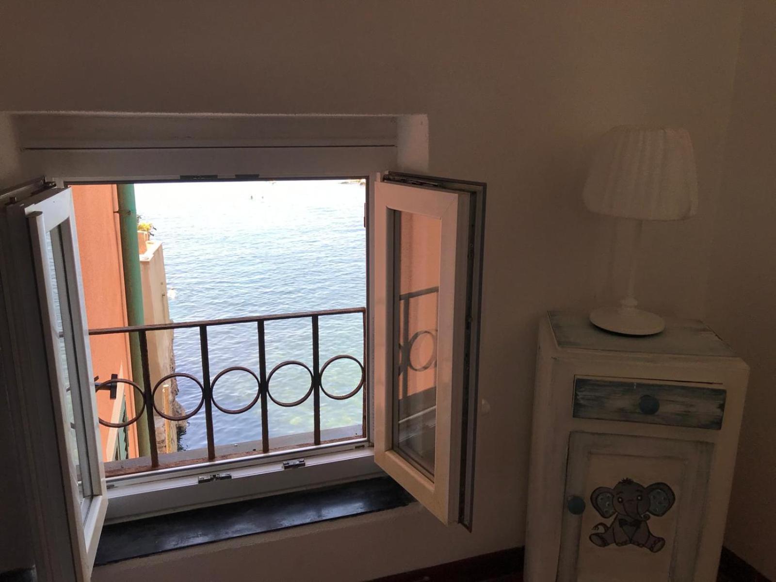 Casa Sulla Spiaggia Di Boccadasse Genova Exterior foto
